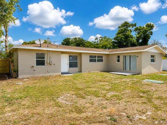 5650 47TH AVENUE N, Kenneth City, FL 33709