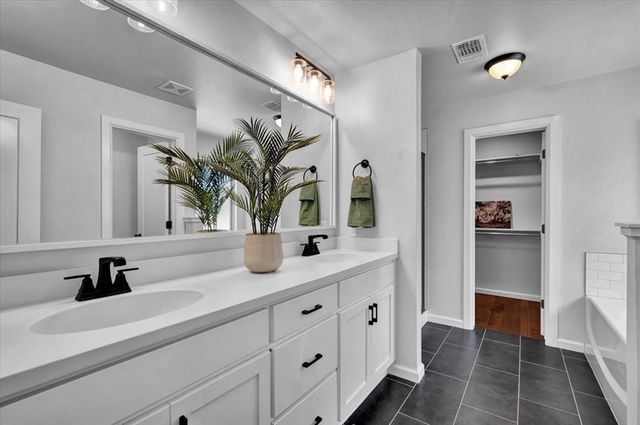 12824 NW 4th Terrace, Yukon, OK 73099