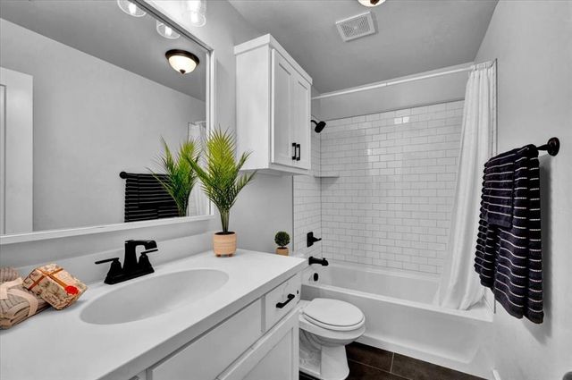 12824 NW 4th Terrace, Yukon, OK 73099