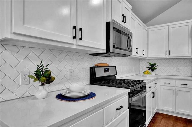 12824 NW 4th Terrace, Yukon, OK 73099