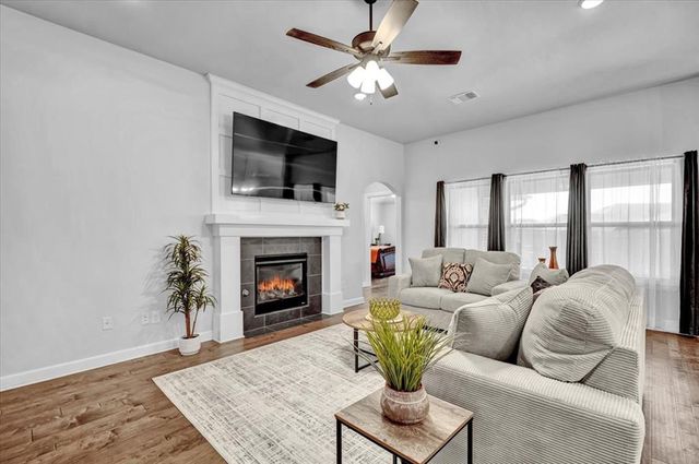 12824 NW 4th Terrace, Yukon, OK 73099