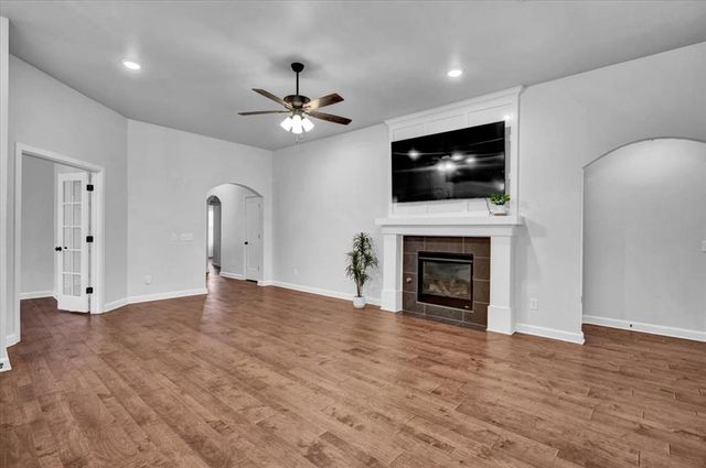 12824 NW 4th Terrace, Yukon, OK 73099