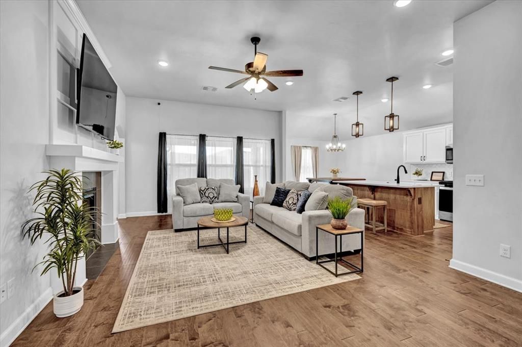 12824 NW 4th Terrace, Yukon, OK 73099