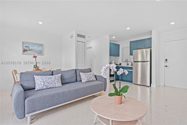 251 172nd St 321, Sunny Isles Beach, FL 33160