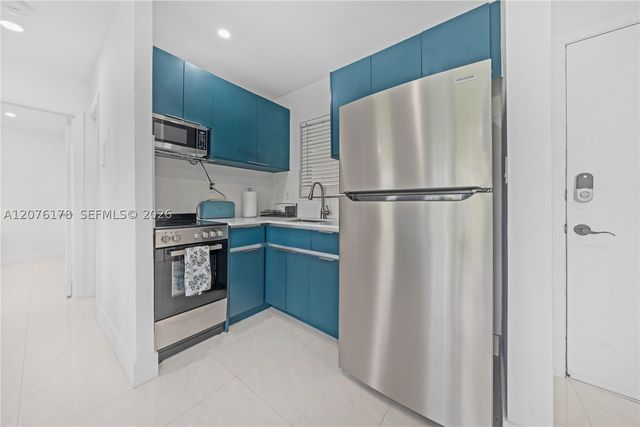 251 172nd St 321, Sunny Isles Beach, FL 33160