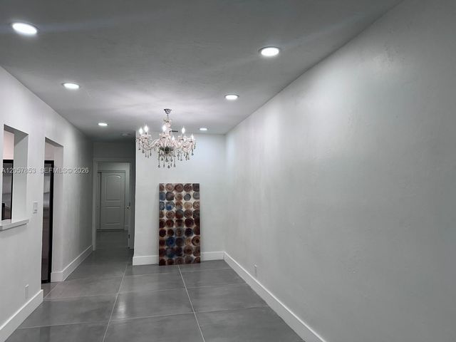 1628 NW 8th Ave, Fort Lauderdale, FL 33311