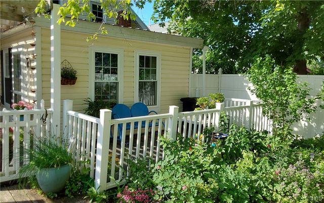 10 Front Street, Vernon, NY 13476