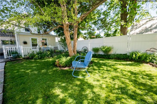 10 Front Street, Vernon, NY 13476