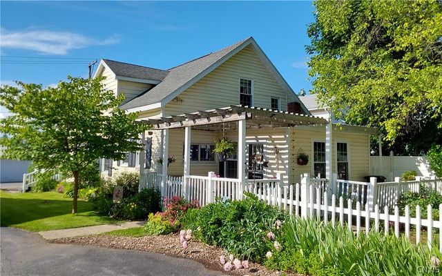 10 Front Street, Vernon, NY 13476