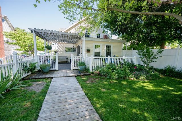 10 Front Street, Vernon, NY 13476