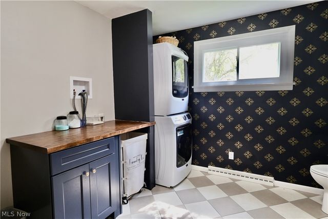241 High Street, Chagrin Falls, OH 44022