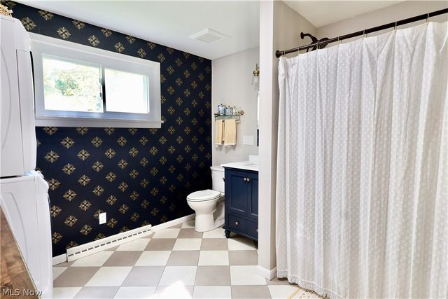 241 High Street, Chagrin Falls, OH 44022