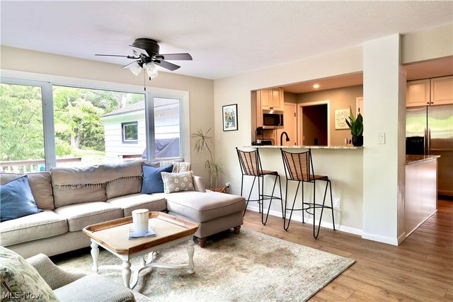 241 High Street, Chagrin Falls, OH 44022
