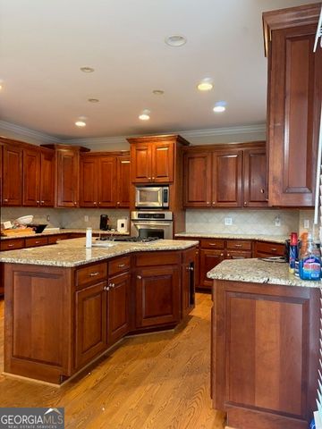 3270 Moon Beam Court, Snellville, GA 30039