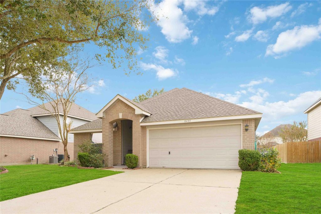 8435 Windy Thicket Lane, Cypress, TX 77433
