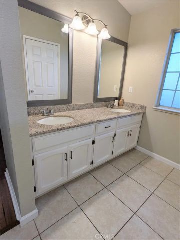 2708 Carmel Court, Atwater, CA 95301