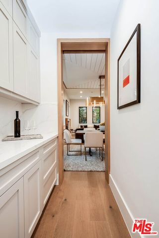 4210 Kraft Avenue, Los Angeles, CA 91604