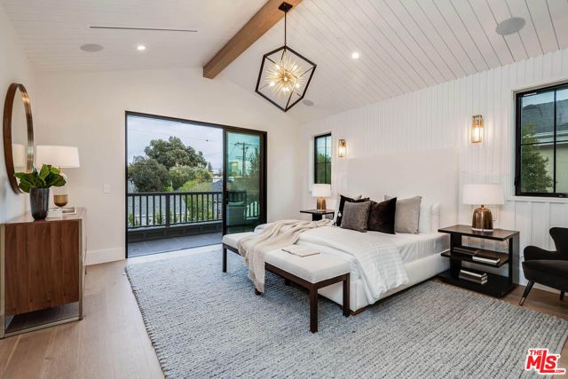 4210 Kraft Avenue, Los Angeles, CA 91604
