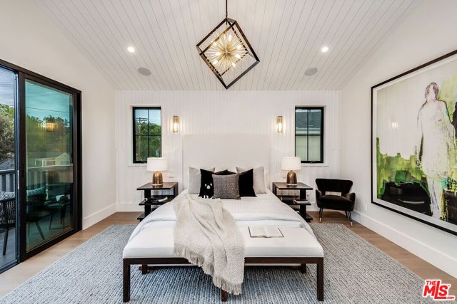 4210 Kraft Avenue, Los Angeles, CA 91604