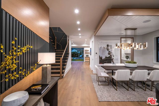 4210 Kraft Avenue, Los Angeles, CA 91604
