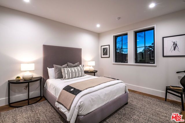 4210 Kraft Avenue, Los Angeles, CA 91604
