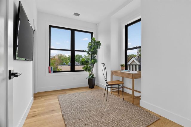 24 Spring Hill Terrace C, Somerville, MA 02143