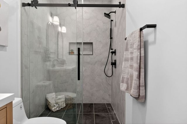 24 Spring Hill Terrace C, Somerville, MA 02143