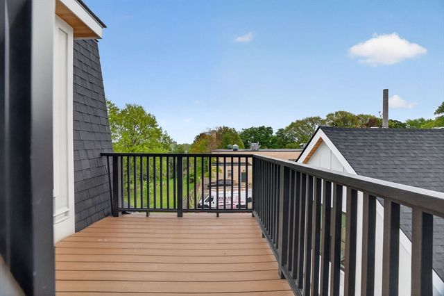 24 Spring Hill Terrace C, Somerville, MA 02143