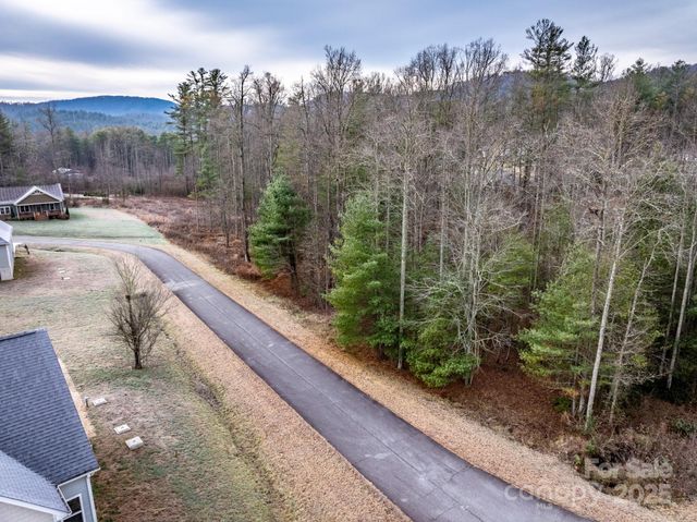 00 Crystal Mountain Drive 14, Hendersonville, NC 28739