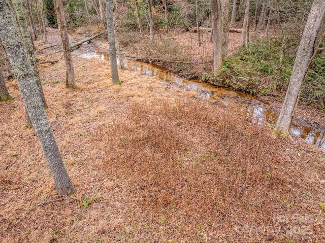 00 Crystal Mountain Drive 14, Hendersonville, NC 28739