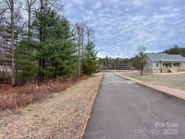 00 Crystal Mountain Drive 14, Hendersonville, NC 28739