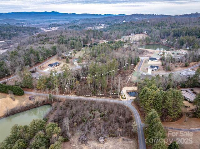 00 Crystal Mountain Drive 14, Hendersonville, NC 28739
