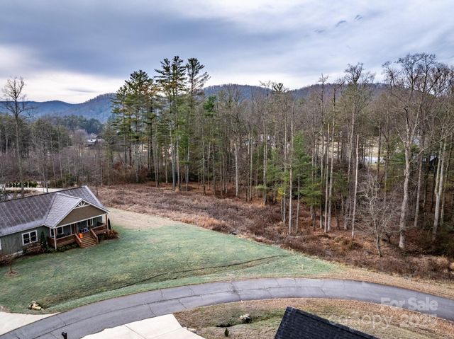00 Crystal Mountain Drive 14, Hendersonville, NC 28739