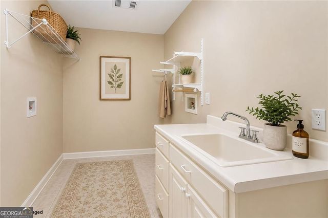 8010 Scudder Way, Ball Ground, GA 30107