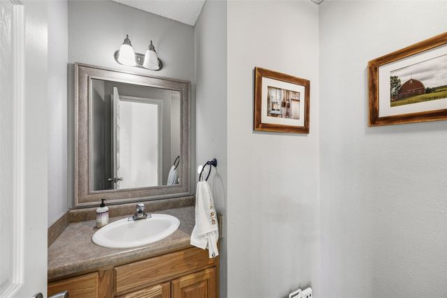 2768 Irving, Iowa City, IA 52246