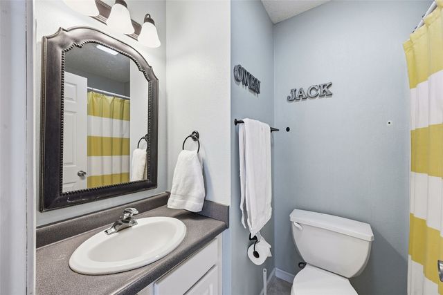 2768 Irving, Iowa City, IA 52246