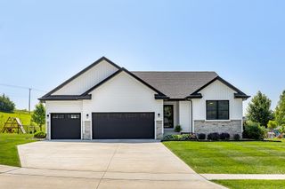 1304 S L Court, Indianola, IA 50125