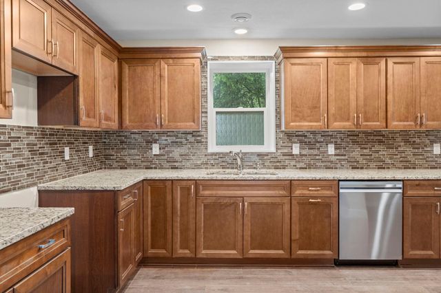 5160 Bald Eagle Avenue, White Bear Lake, MN 55110