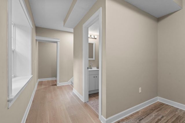 5160 Bald Eagle Avenue, White Bear Lake, MN 55110