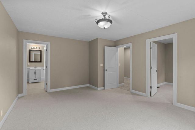 5160 Bald Eagle Avenue, White Bear Lake, MN 55110