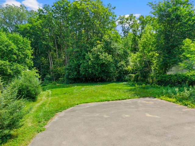 5160 Bald Eagle Avenue, White Bear Lake, MN 55110