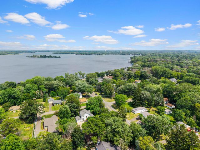 5160 Bald Eagle Avenue, White Bear Lake, MN 55110