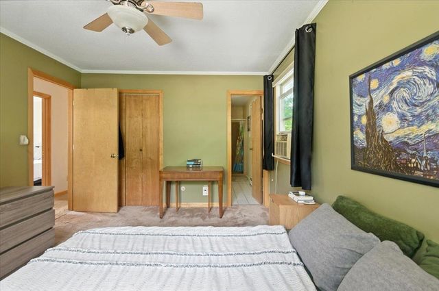 3 Greenbriar Drive, Essex, VT 05452