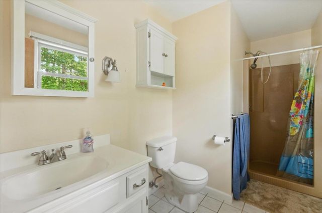 3 Greenbriar Drive, Essex, VT 05452