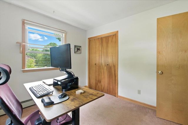 3 Greenbriar Drive, Essex, VT 05452