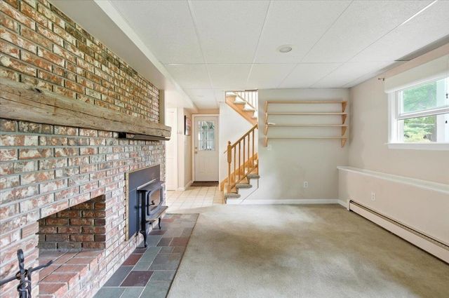 3 Greenbriar Drive, Essex, VT 05452