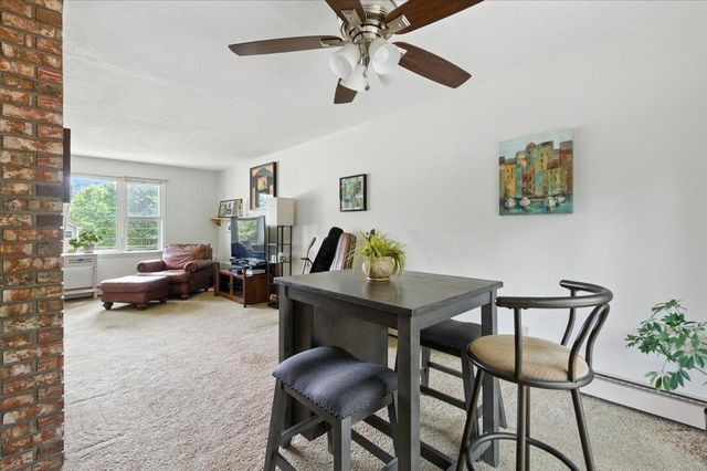 3 Greenbriar Drive, Essex, VT 05452