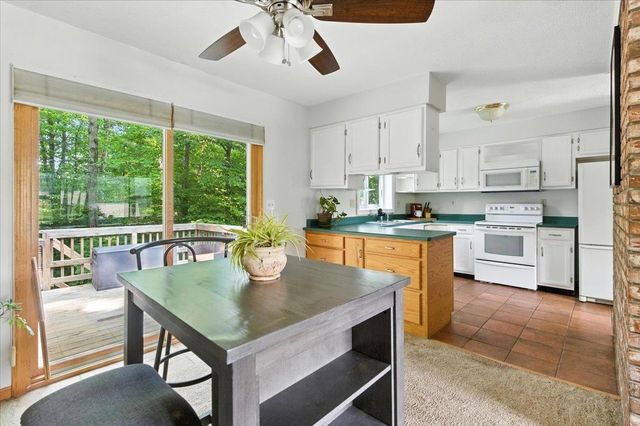 3 Greenbriar Drive, Essex, VT 05452
