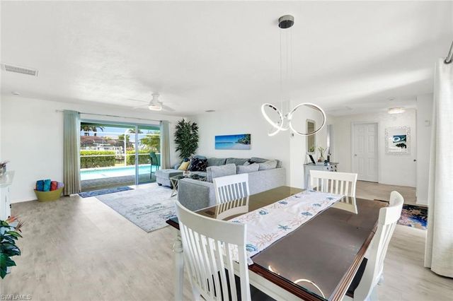 5330 Cobalt CT, Cape Coral, FL 33904