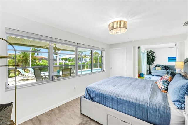 5330 Cobalt CT, Cape Coral, FL 33904